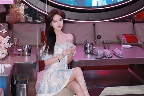 北京纯出女孩招聘-全国伴游名媛招聘[一单一结，日薪万起]捞金多多挺直腰板过年还乡