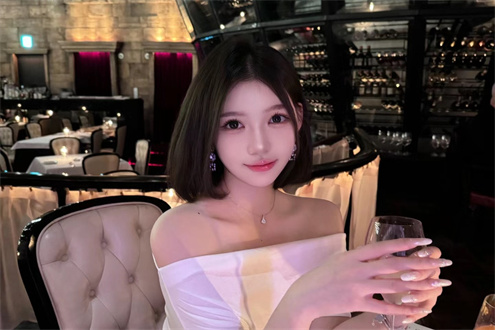 全国纯出女孩招聘-广州伴游名媛招聘一单一结[佳丽公关游艇模特]，挑战高薪