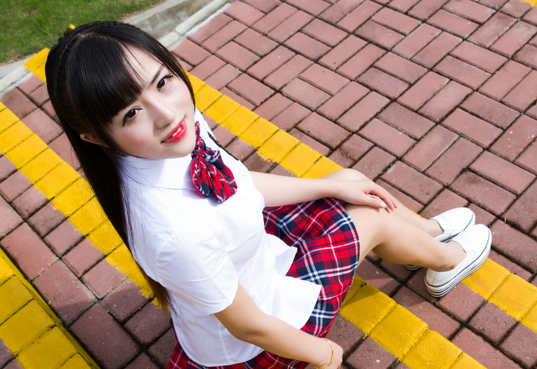 学生伴游-向瑶(图1) 学生伴游-向瑶(图1)